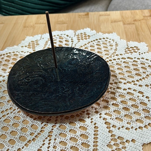 Ceramic incense holder - Picture 5 of 5